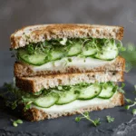 Mozzarella-Gurken-Sandwich mit Kresse
