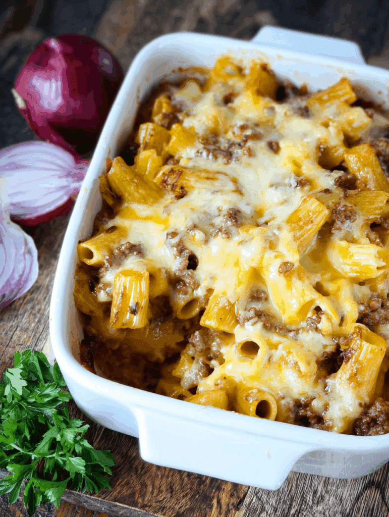 Big Mac Nudelauflauf mit Kult-Dressing