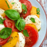 Pfirsich-Caprese-Salat