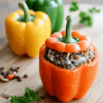 Schnelle gefüllte Paprika mit Linsen und Ziegenkäse