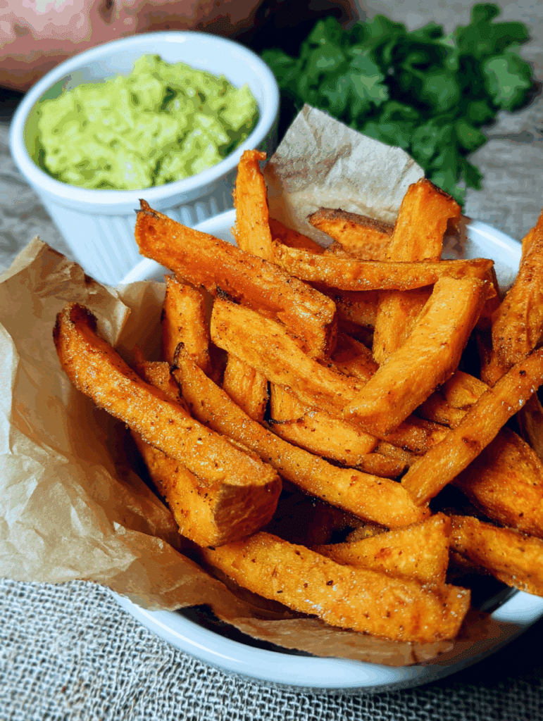 Süßkartoffel-Pommes aus der Heißluftfritteuse