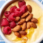 Mango-Mandel-Smoothie-Bowl - Gesundes High Protein Frühstück