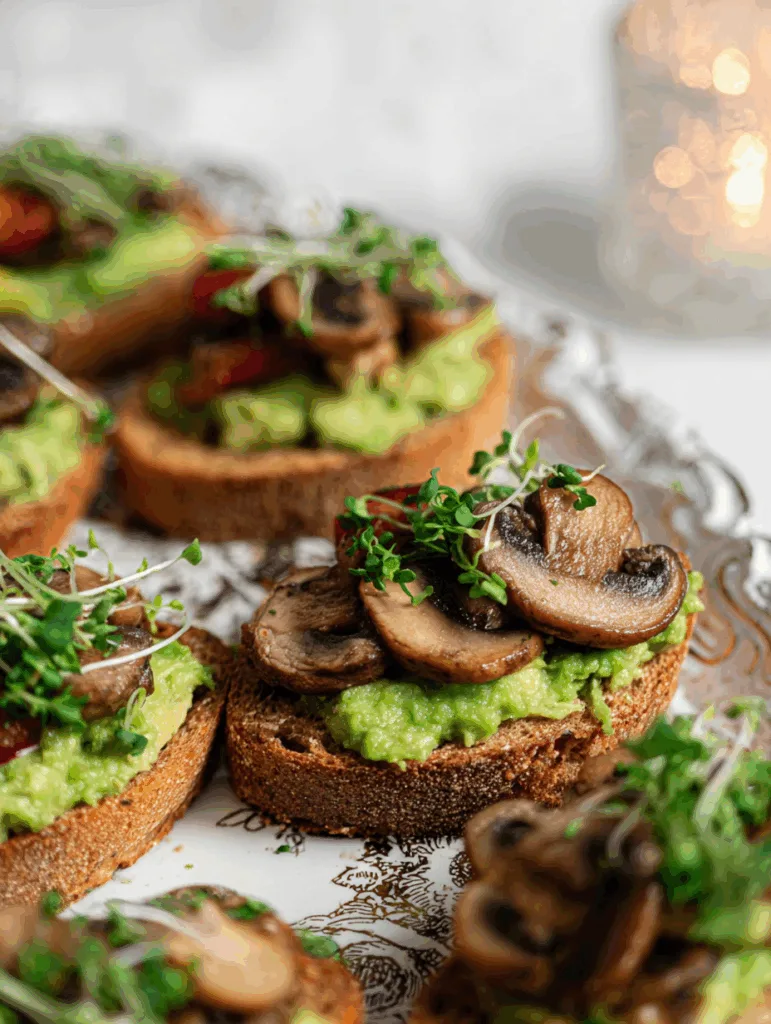 Bruschetta mit Pilzen und Avocado – Festliches veganes Canapé