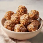 Erdnussbutter-Hafer-Energiekugeln