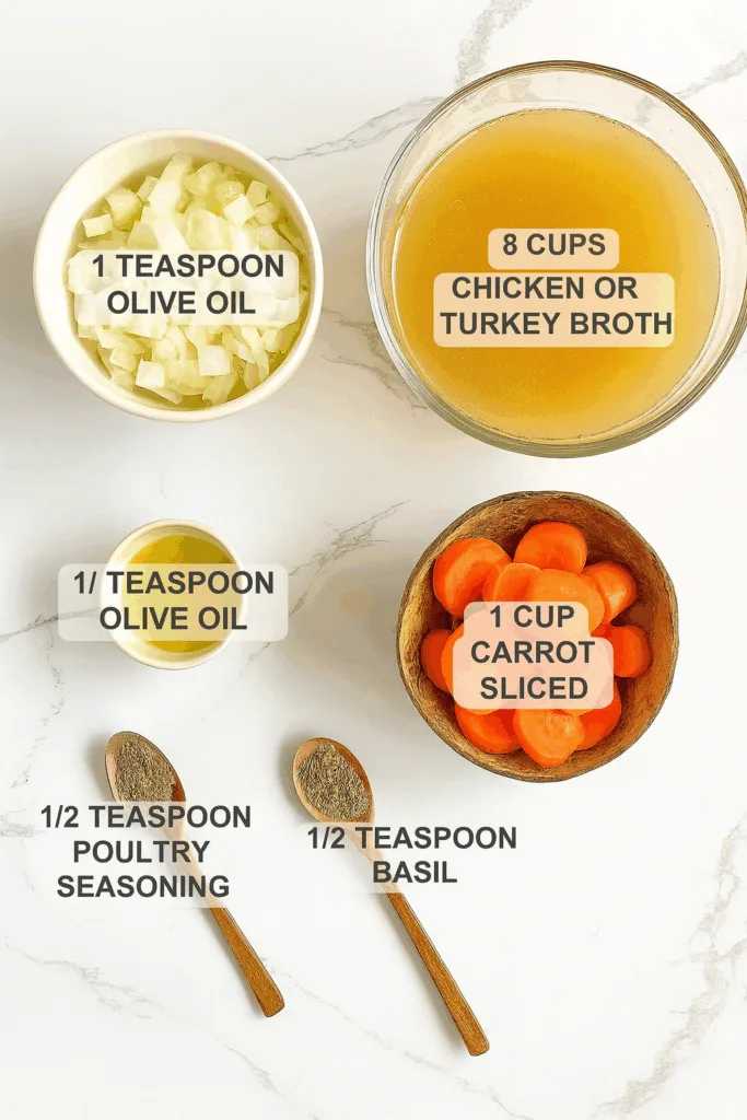 Low-Carb Zucchini-Nudel-Hühnersuppe