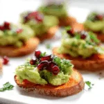 Süßkartoffel-Crostini mit Avocado