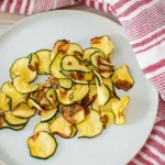 Airfryer Zucchini Chips – gesunder Snack für zwischendurch