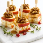 Herzhafte Apfel-Camembert-Spieße