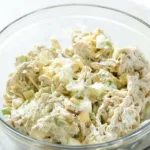 Altmodisches Hähnchensalat-Sandwich