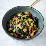 Gemüsereicher gebratener Reis