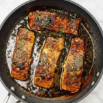 Lachs mit Cajun-Honig-Butter