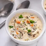 Hähnchen- und Wildreissuppe