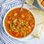 Hausgemachte Gemüsesuppe (Nährendes & einfaches Rezept)