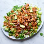 Honig-scharfer Hähnchensalat