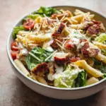 Hähnchen-Caesar-Pasta-Salat-Bowl