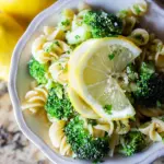 Zitronen-Knoblauch-Brokkoli-Nudelsalat