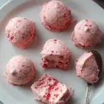 Erdbeer-Käsekuchen-Fat-Bombs (4 Zutaten)